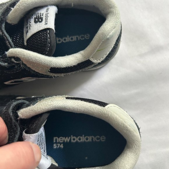 New Balance Kids Sneakers IV574GK Black Hook/Loop Size 8 - Picture 5 of 8